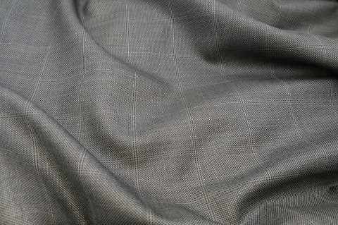 Szürke kockás Zegna 90% gyapjú, 10% selyem