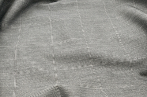 Szürke kockás 100% gyapjú