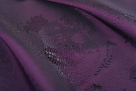 Lila térképmintás viszkóz