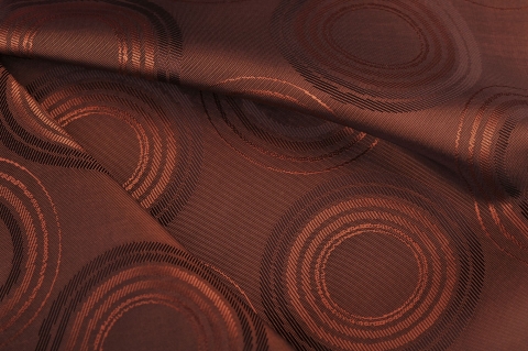 Vörösbarna karikás viszkóz